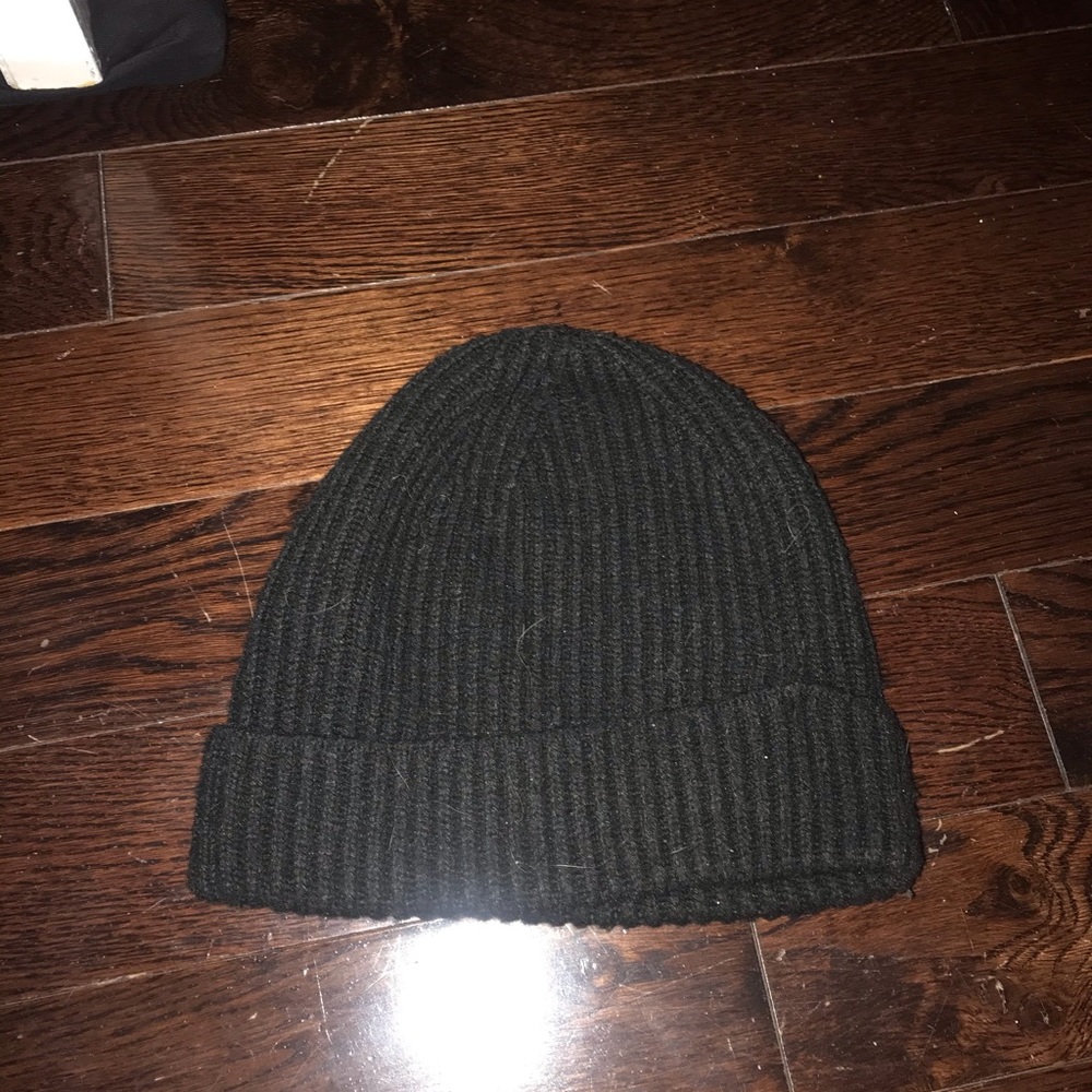 Black beanie